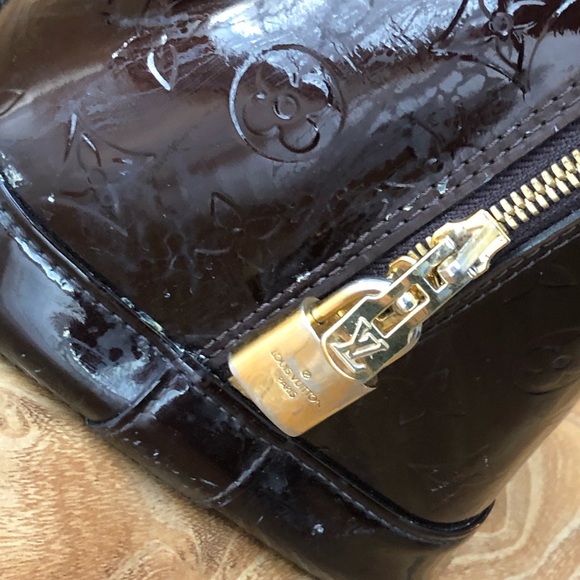 Authentic Louis Vuitton Alma PM - Picture 10 of 12